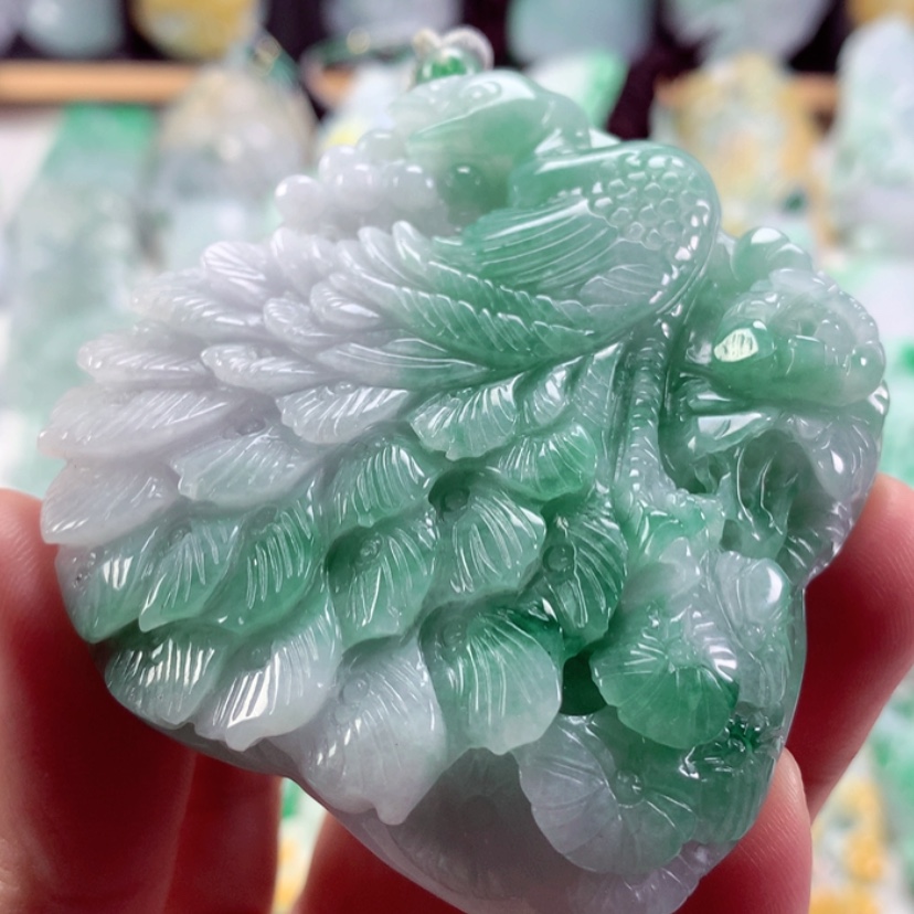 【闪购商品】翡翠吊坠(不含链)未镶嵌