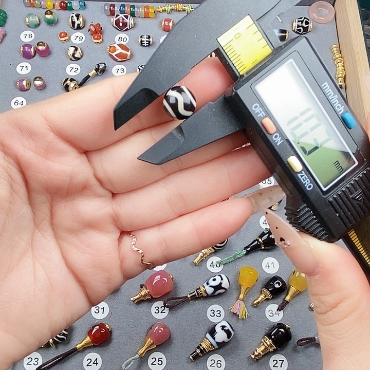 玛瑙/玉髓未镶嵌饰品