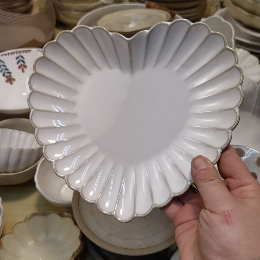 瓷片微瑕贝壳心形三个一组