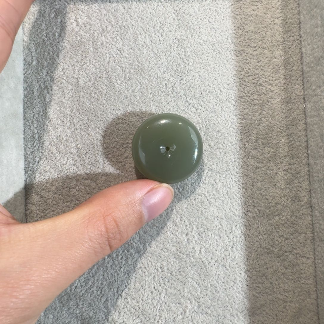 和田玉未镶嵌吊坠(赠链)30mm✖️12.4mm平安扣精品
