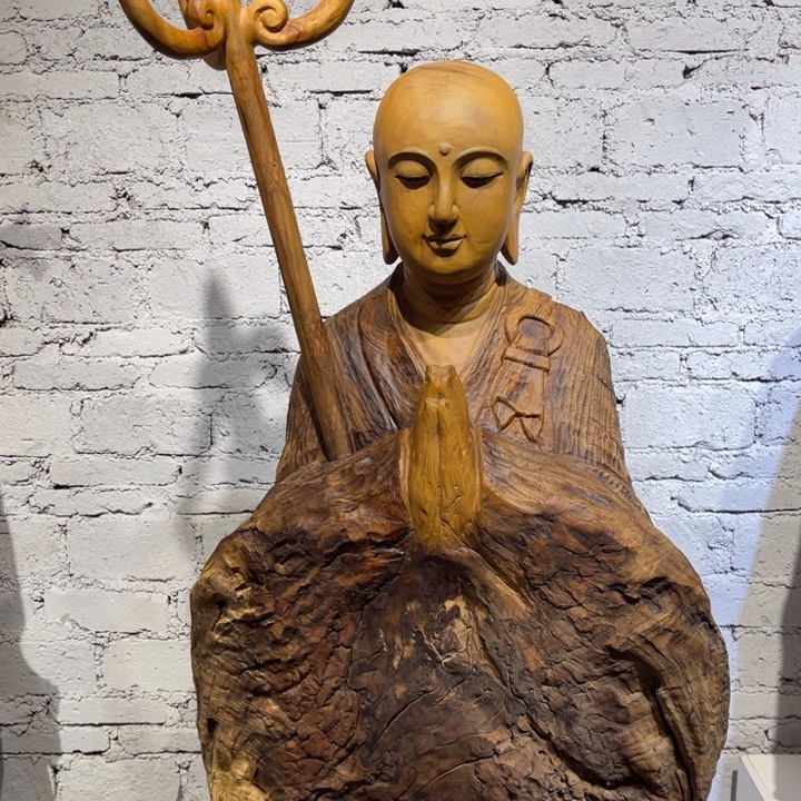 乐***驴木香樟木是地藏王菩萨地藏王菩萨