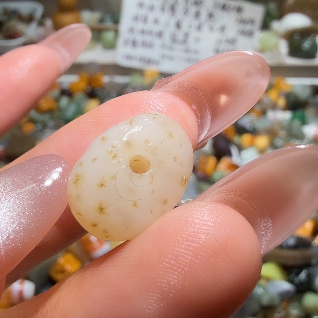 和田玉未镶嵌珠宝奇石