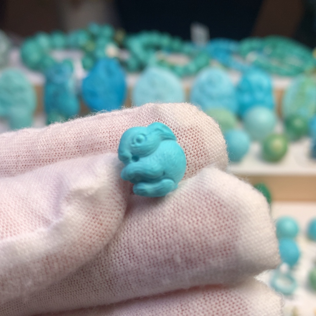 未镶嵌绿松石珠宝奇石