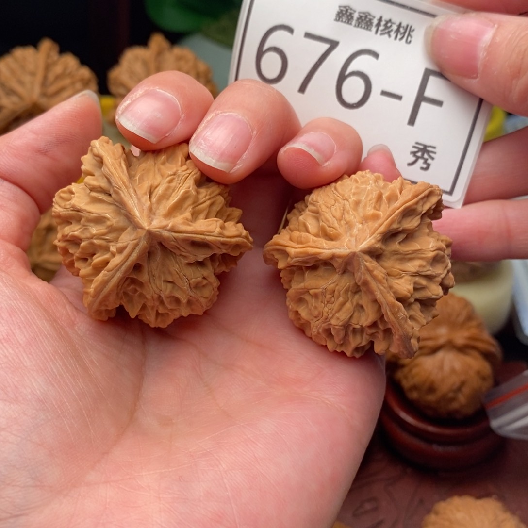 文玩核桃把件L*Ｍ盘山奔39