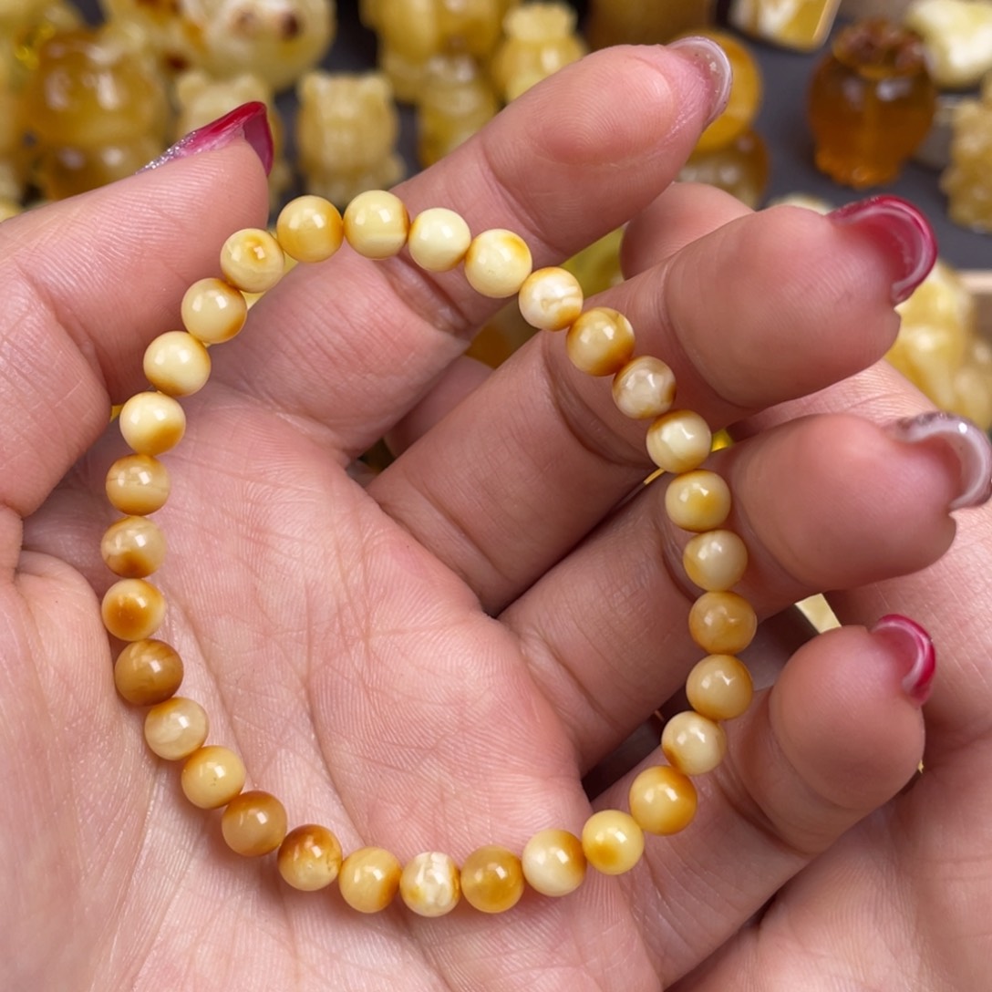 琥珀裸石未镶嵌蜜蜡