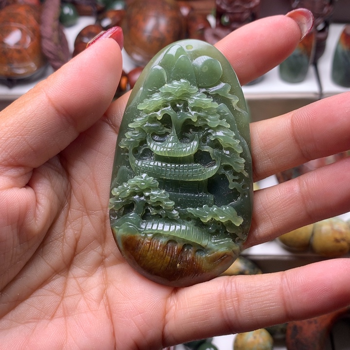 岫岩河磨玉（透闪石质玉）吊坠(不含链)未镶嵌