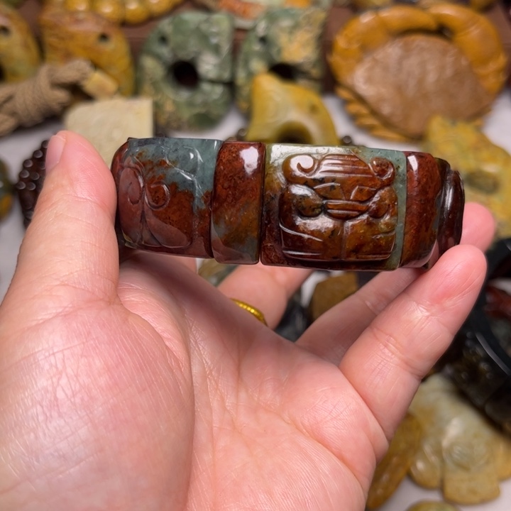 幸***生岫岩河磨玉（透闪石质玉）未镶嵌珠宝奇石