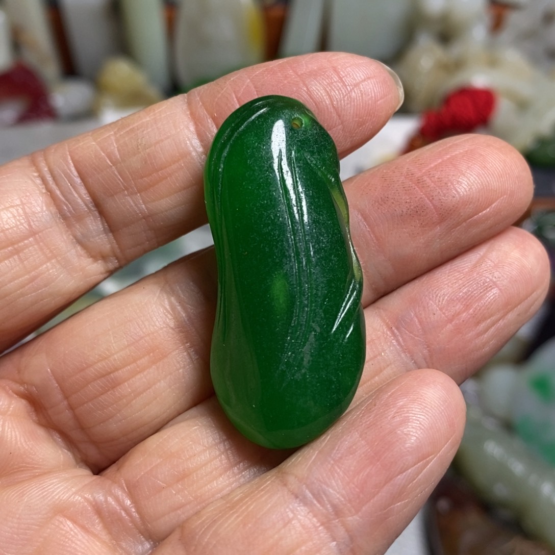 和田玉（糖玉）未镶嵌颈饰