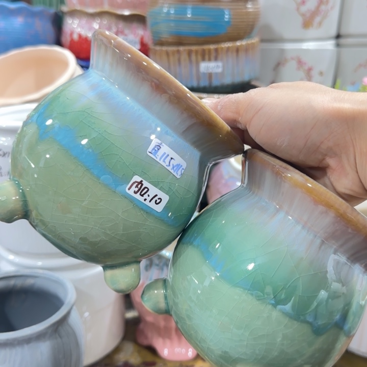 凑9块包邮，有孔，陶瓷花盆