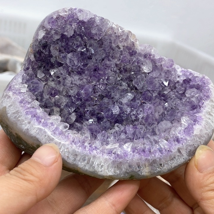 水晶摆件未镶嵌捡漏