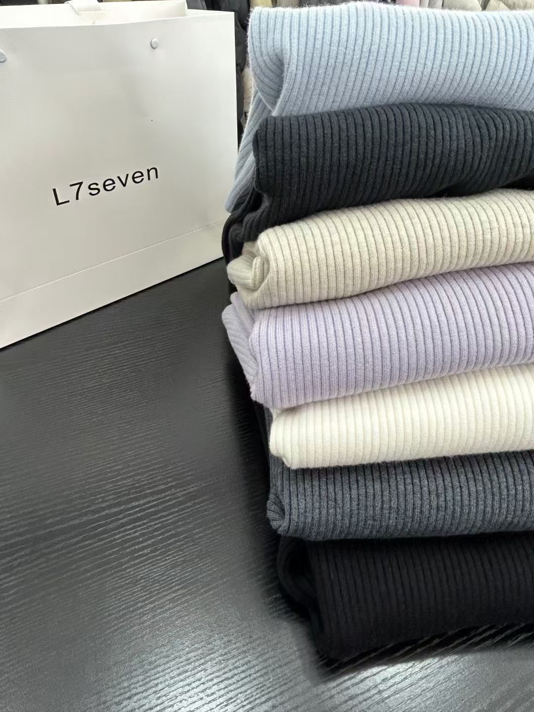 L7seven【加绒加厚】奶fufu软糯打底衫女冬季毛衣简约内搭上衣
