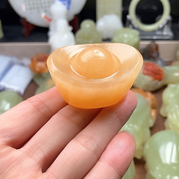 石英质玉颈饰未镶嵌T****n