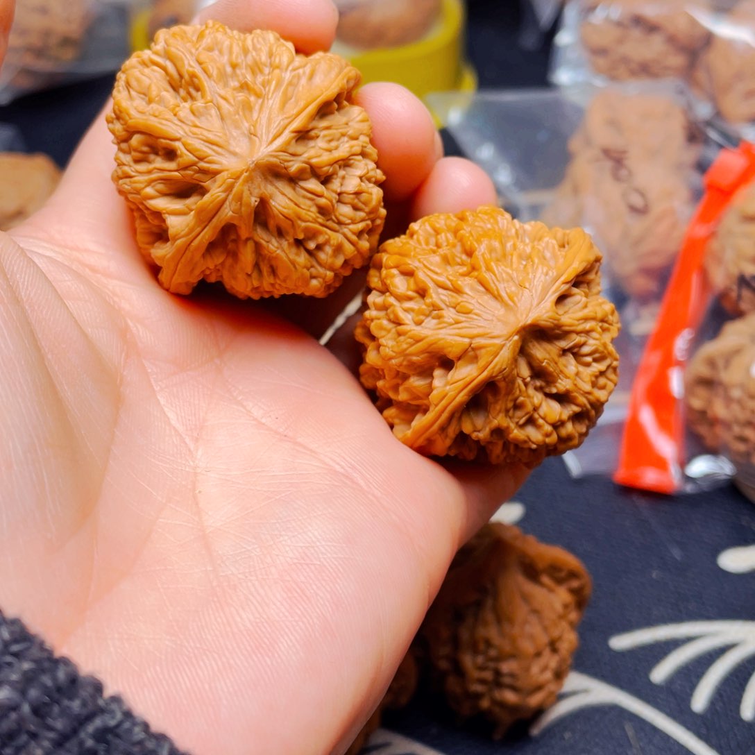 吊坠文玩核桃野牛狮子头