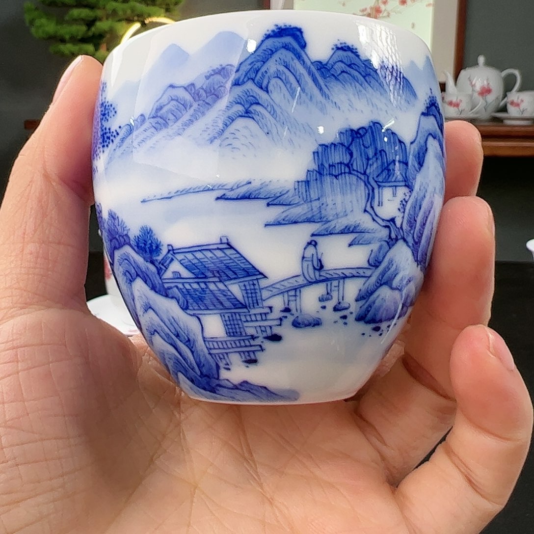 冬**阳柴窑青花山水腰鼓杯