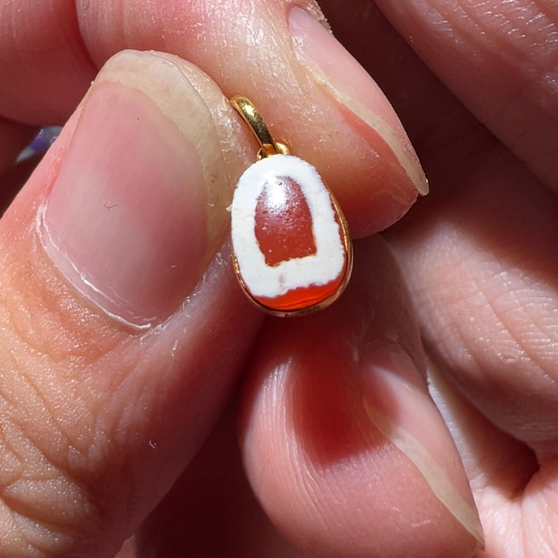 玛瑙/玉髓颈饰18K金镶嵌