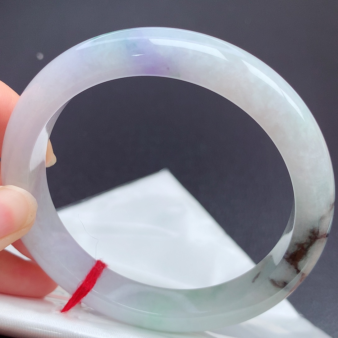 翡翠手镯未镶嵌63.7圈口