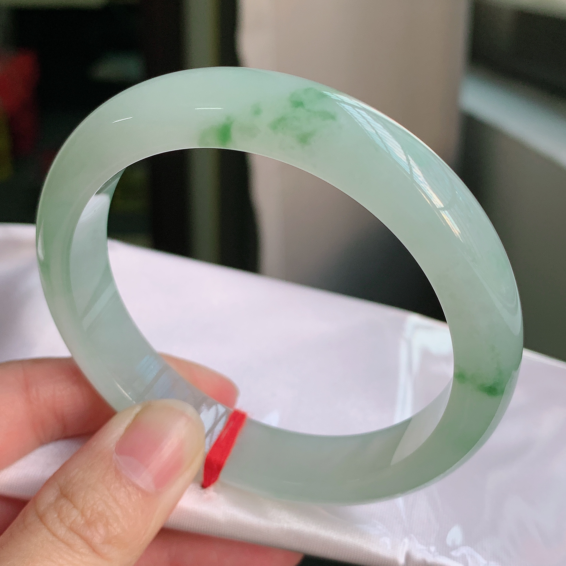 缅甸天然翡翠A货糯冰飘花正圈59/60圈口晴底飘花手镯