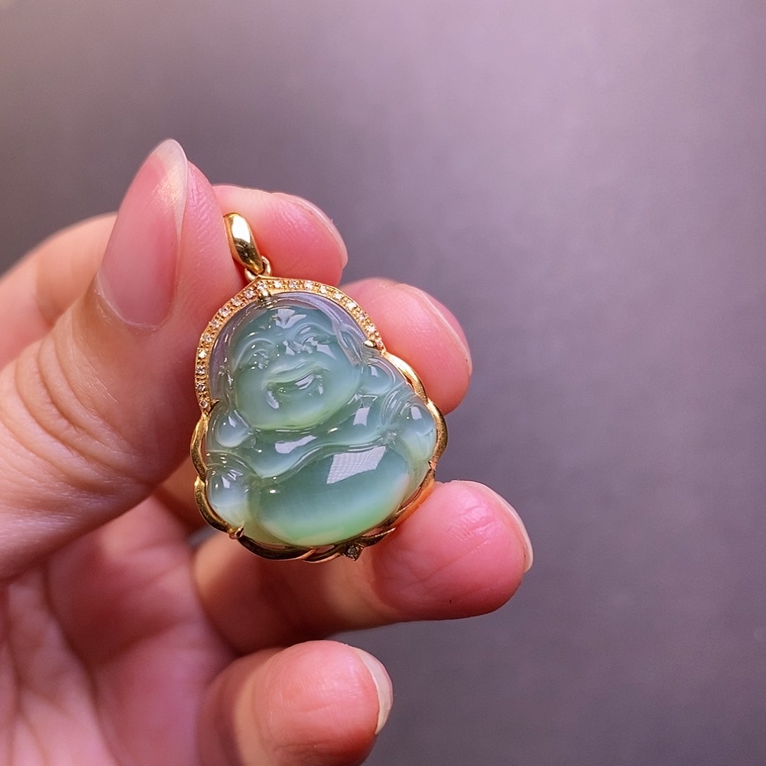 和田玉颈饰18K金镶嵌