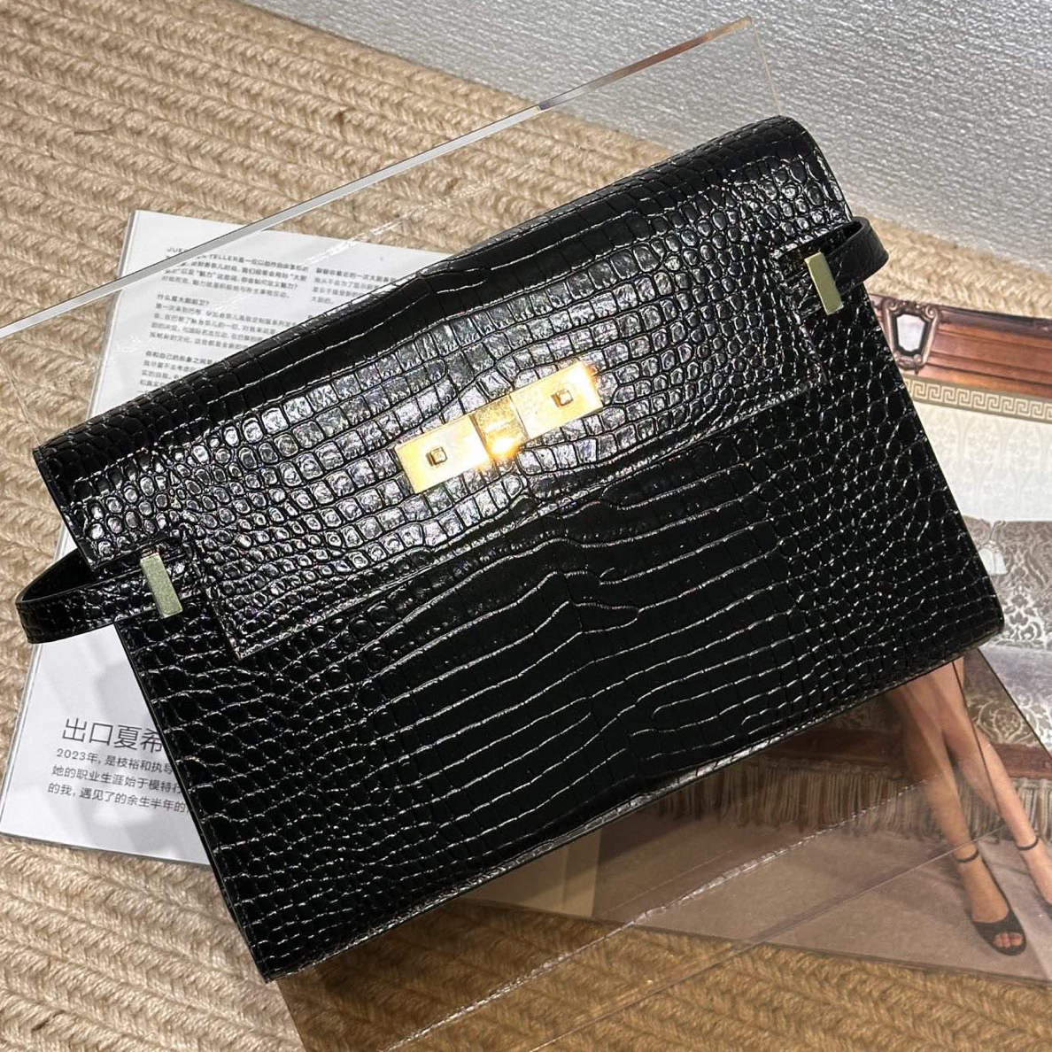 99新 YSL/圣罗兰 黑金曼哈顿 鳄鱼压纹单肩包 女士时尚气质高级