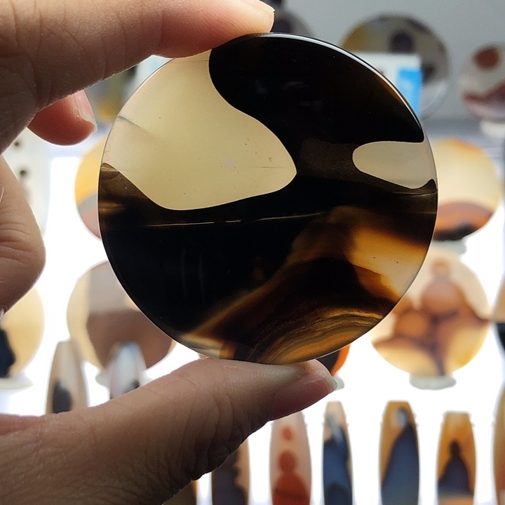 玛瑙/玉髓未镶嵌珠宝半成品15霞