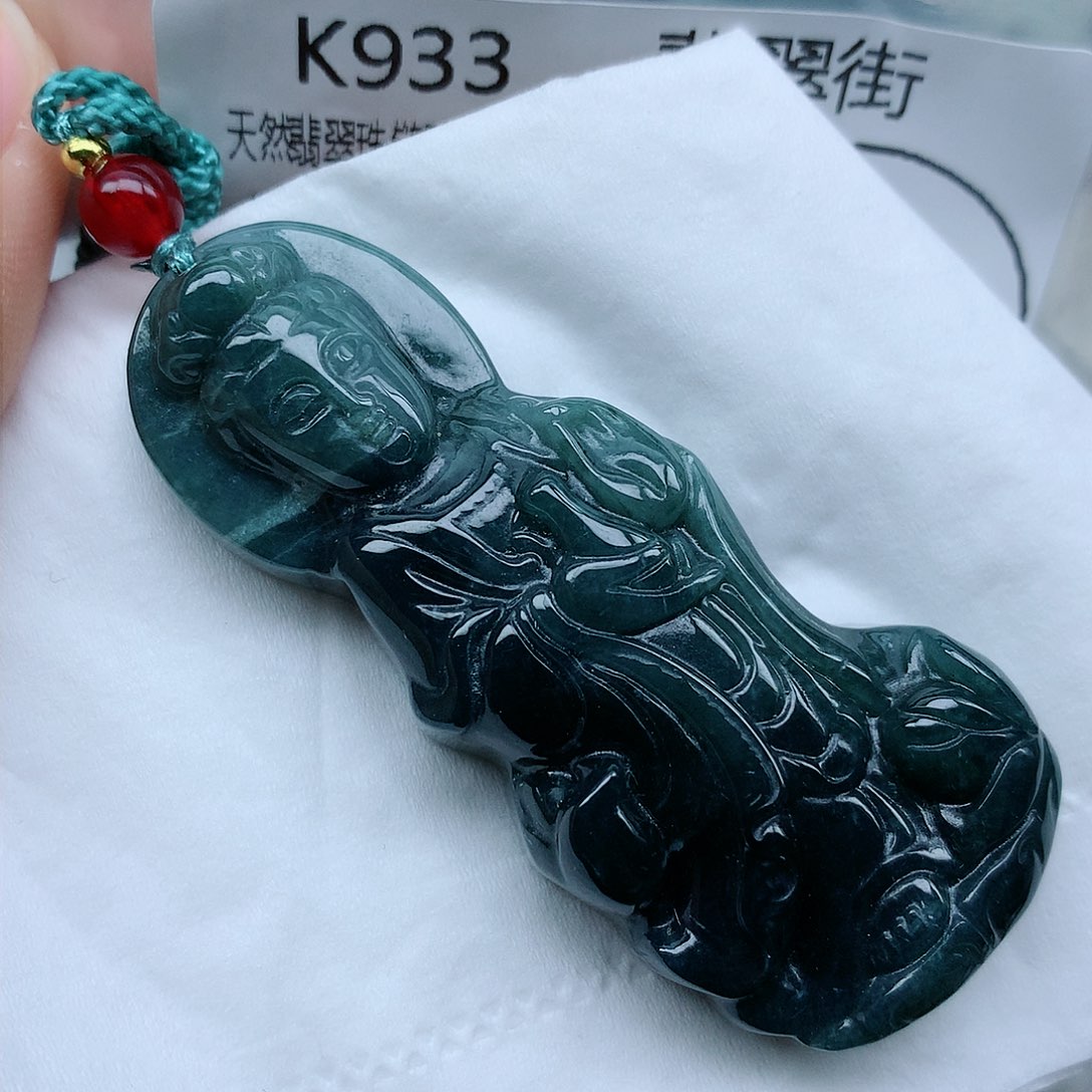 翡翠颈饰未镶嵌手串