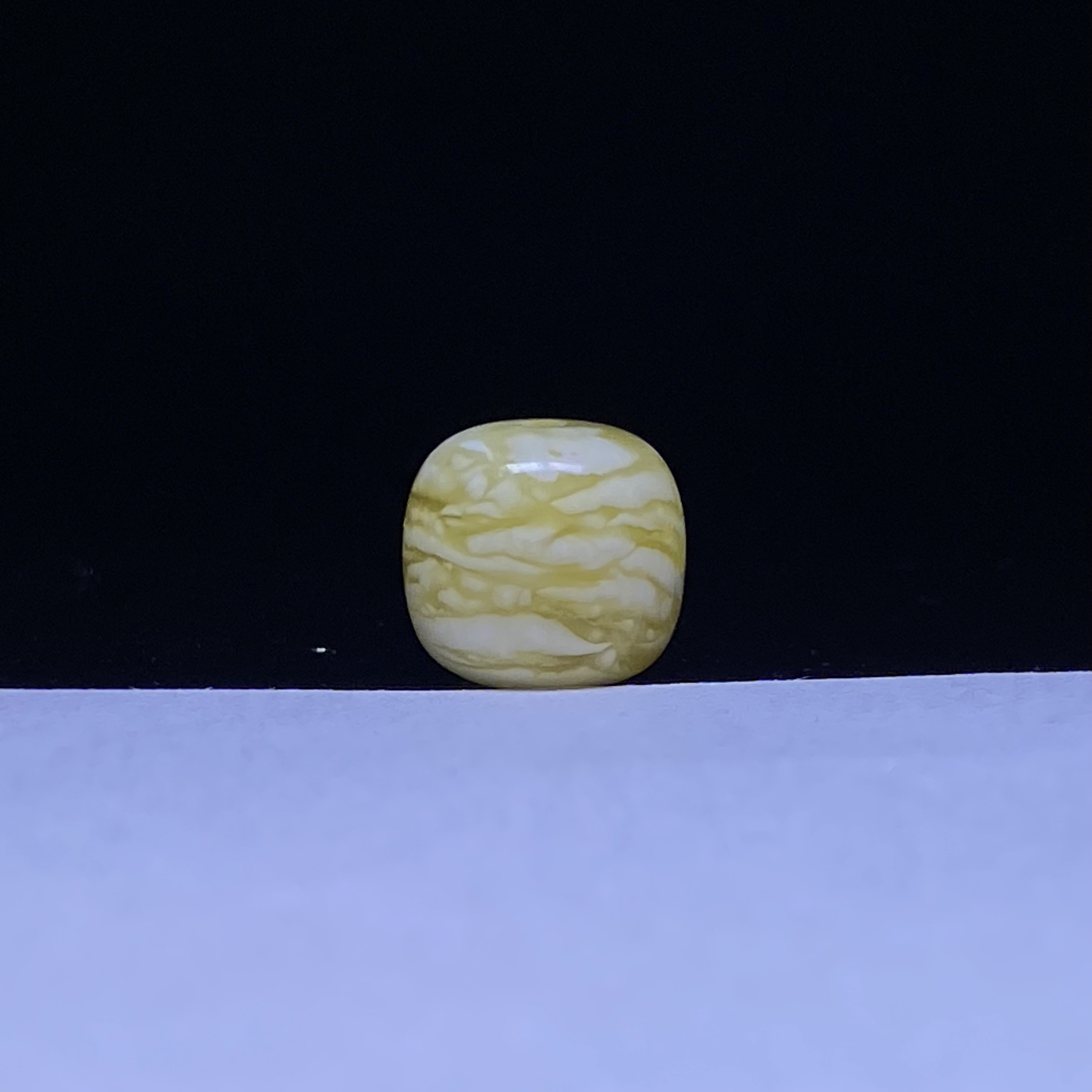 琥珀蜜蜡金瓷白溶洞千层虎皮高品老型单珠10mm一颗即毕业