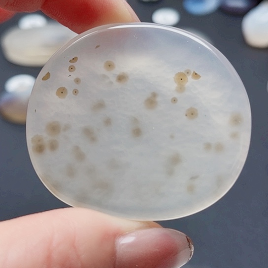 未镶嵌玛瑙/玉髓珠宝奇石