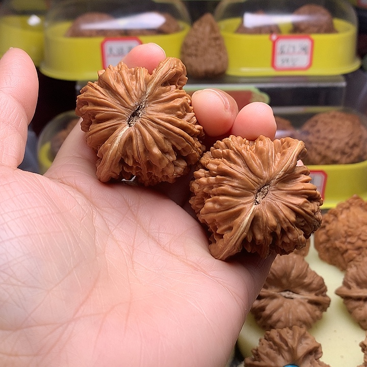 文玩核桃吊坠安*楼子