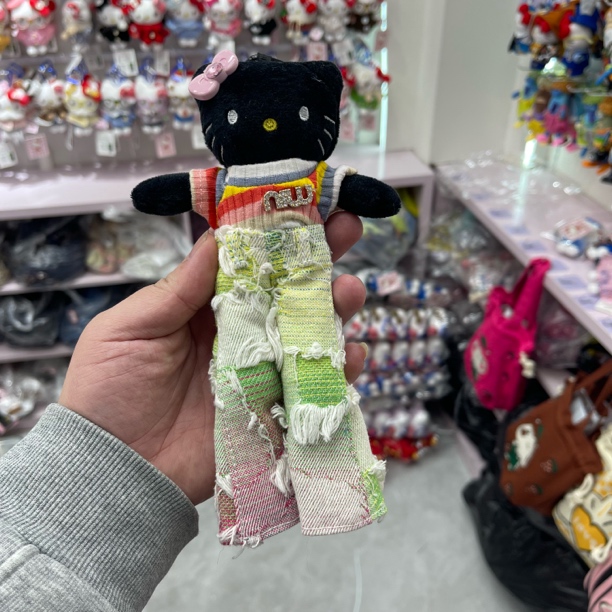 黑色长腿挂件毛绒玩具猫咪头套运动装玩偶生日礼物