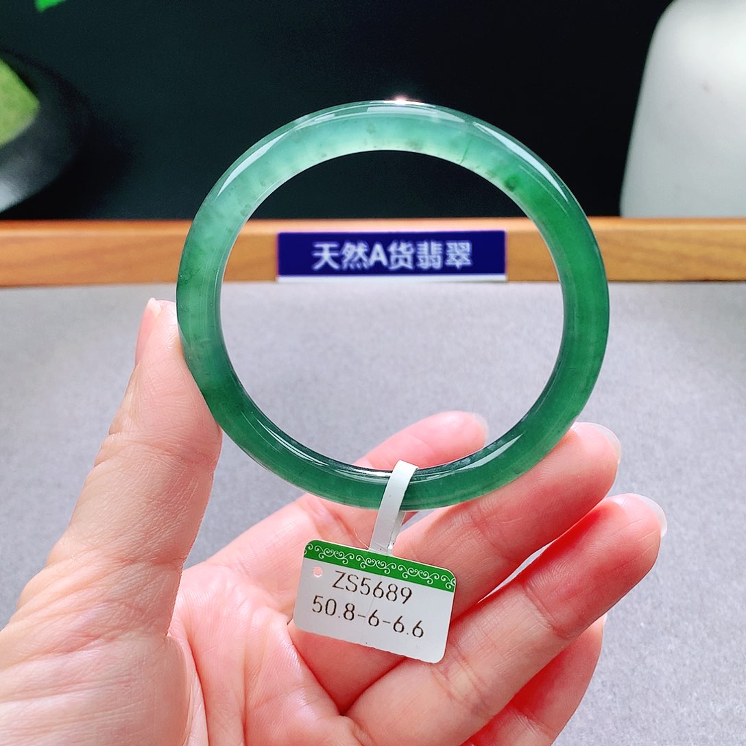 未镶嵌手镯翡翠天然翡翠手镯a货