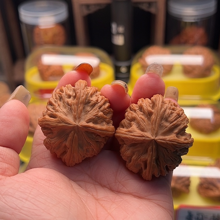 文玩核桃吊坠凤凰台四棱 微修