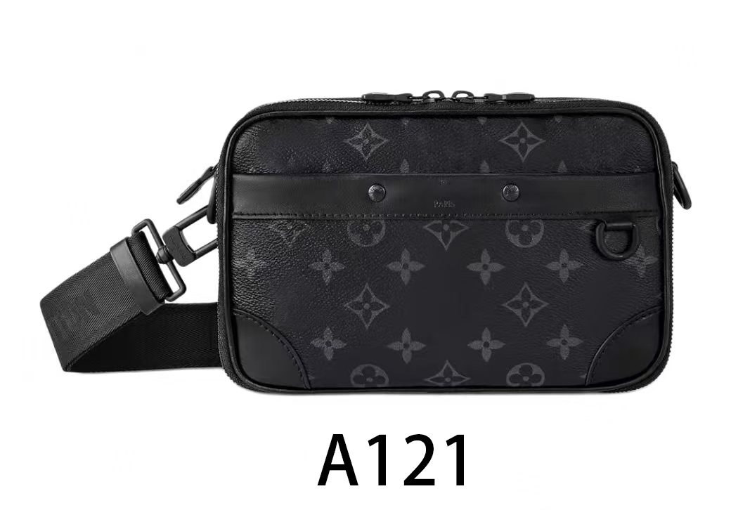 A151 黑武士Alpha 23.8×16×7.8 单肩斜挎包