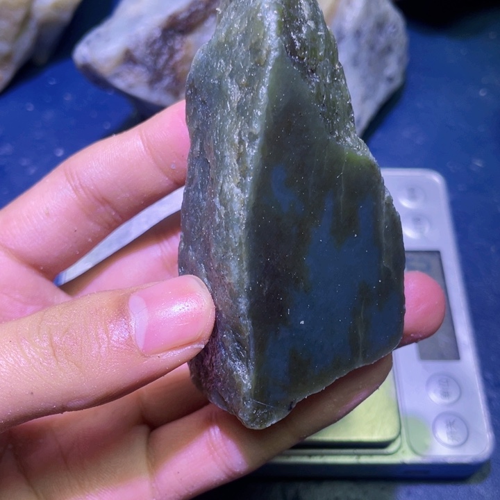 和田玉（糖玉）未镶嵌珠宝半成品