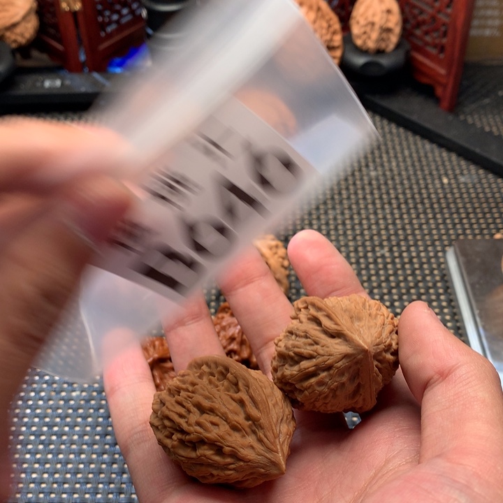 吊坠文玩核桃原树鸡心