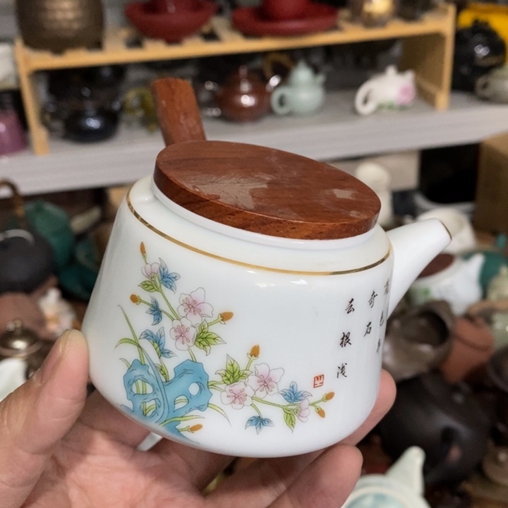 陶瓷艺术品及陶瓷制品