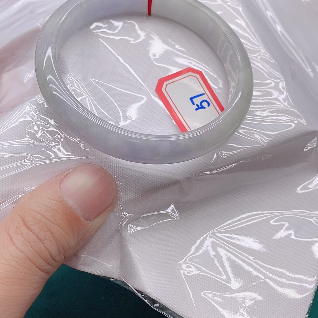 翡翠手镯未镶嵌静577777777