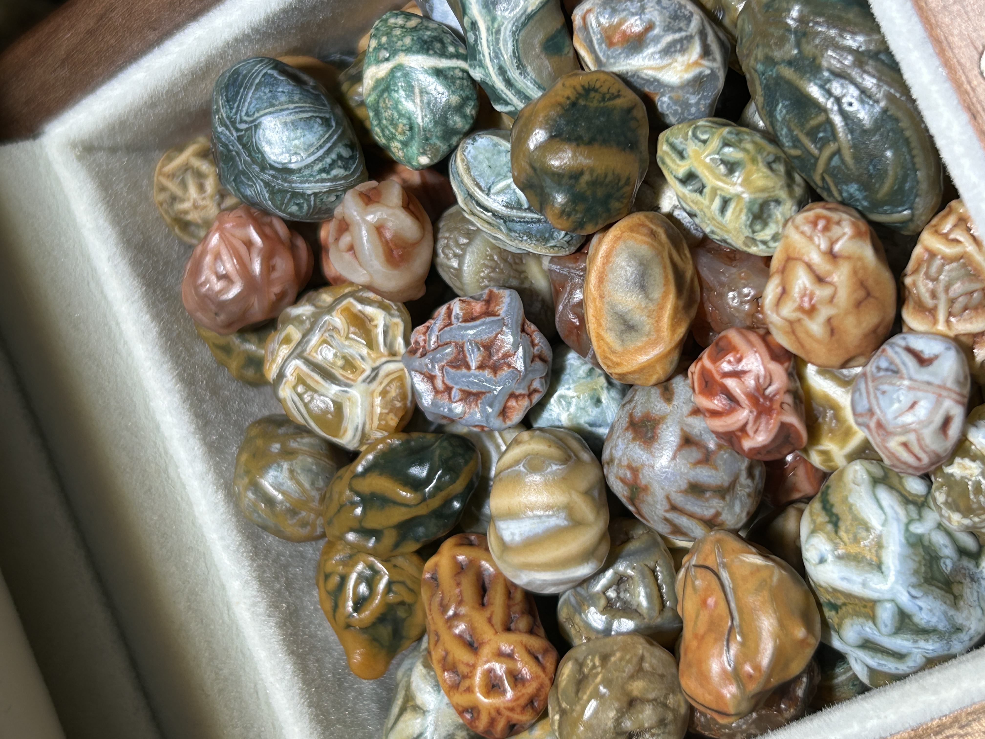 阿拉善戈壁原石邂逅岁月精魂奇石造型石摆件手链送礼节日朋友