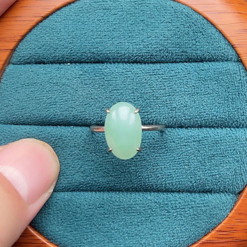 【闪购商品】银S925镶嵌戒指翡翠3*6