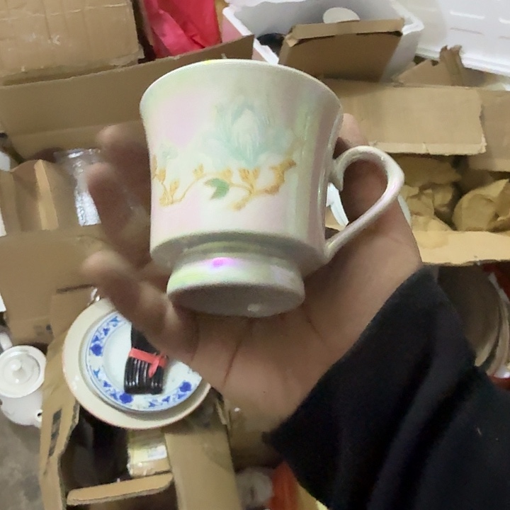 茶盏陶瓷盘子啥都有