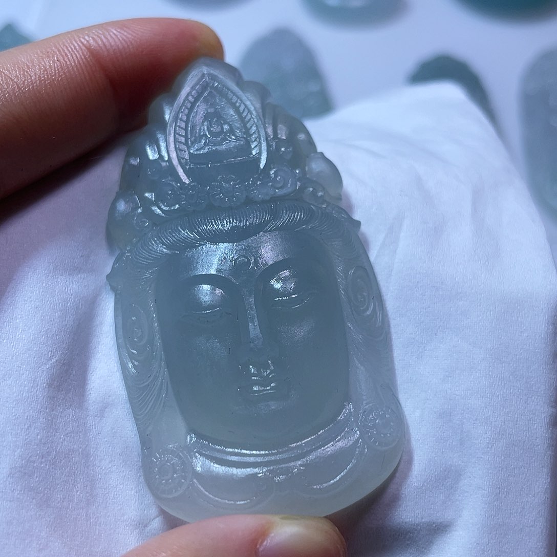 定制翡翠未镶嵌挂件