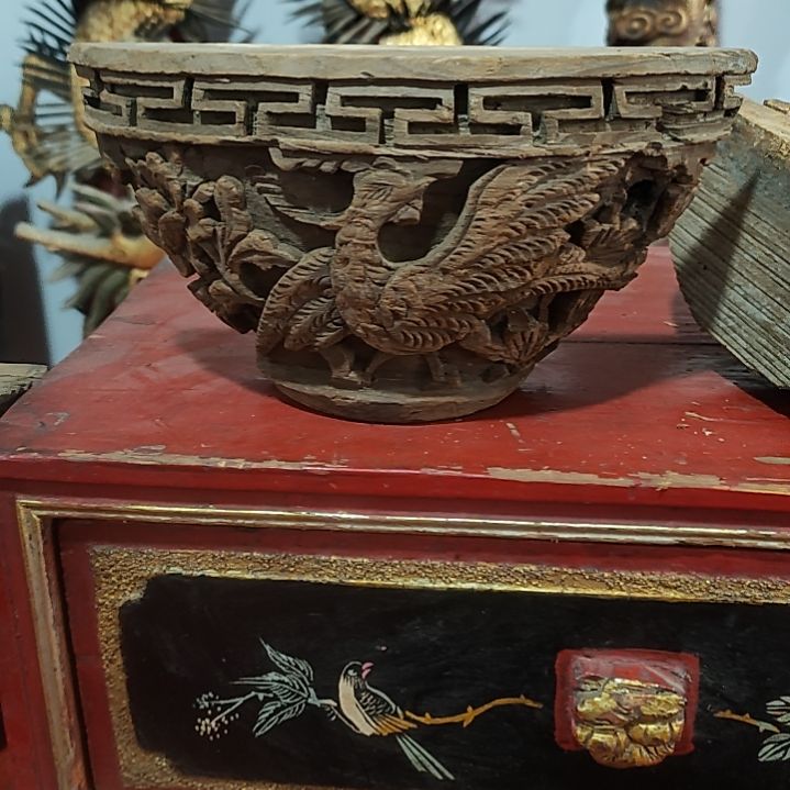 N****绒质木雕花板，一物一拍。