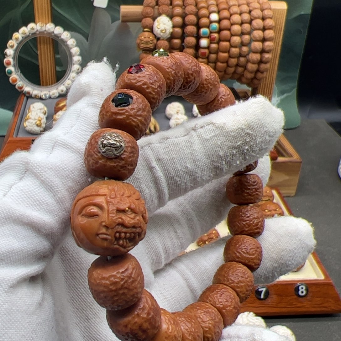 吊坠猴头核桃一念