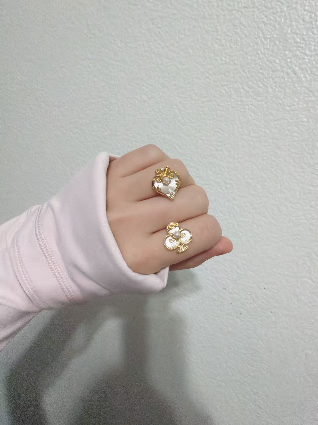 黄铜贝壳耳饰 镀18k金KS镶嵌贝母AB款桃心梅花耳钉法式轻奢甜美