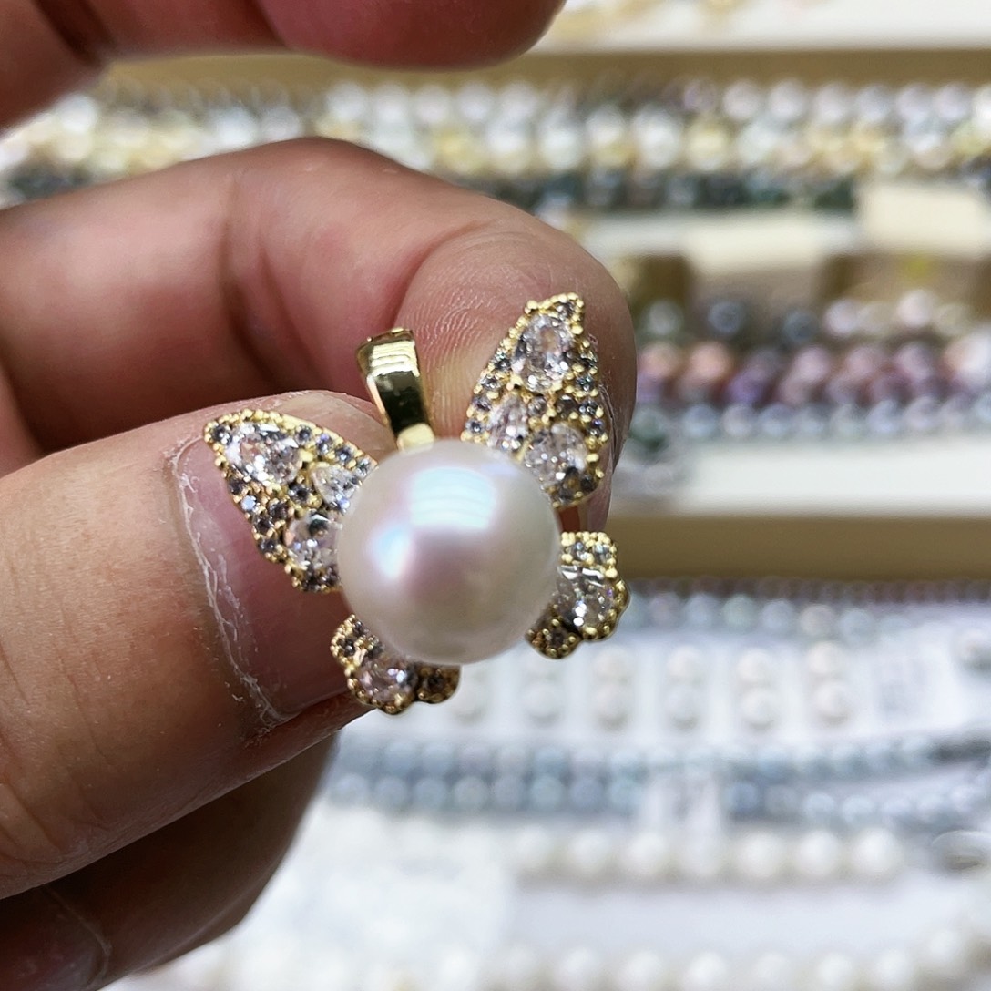 淡水珍珠未镶嵌颈饰