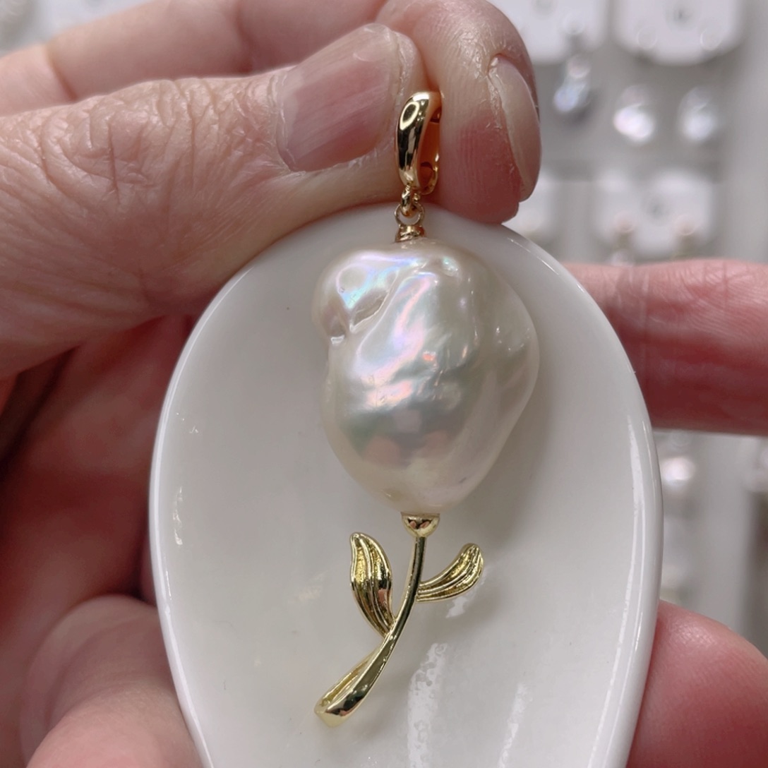 颈饰未镶嵌淡水珍珠