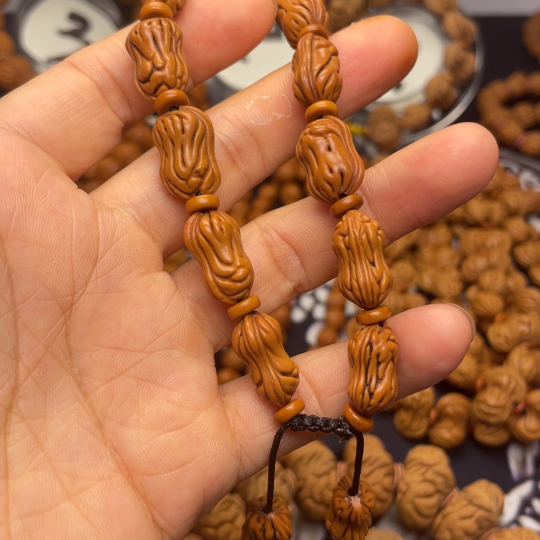 桃核手串龙纹桃核2