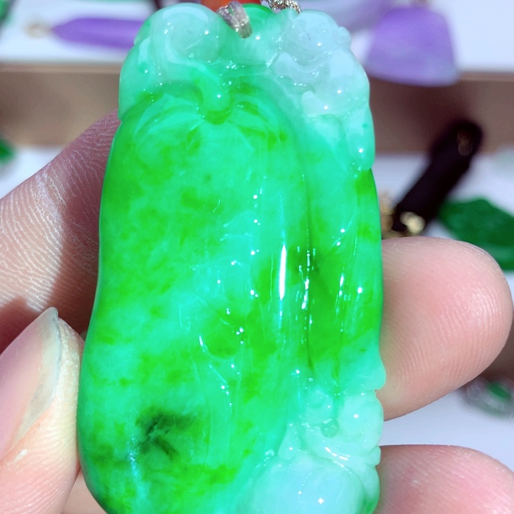 翡翠未镶嵌吊坠(不含链)