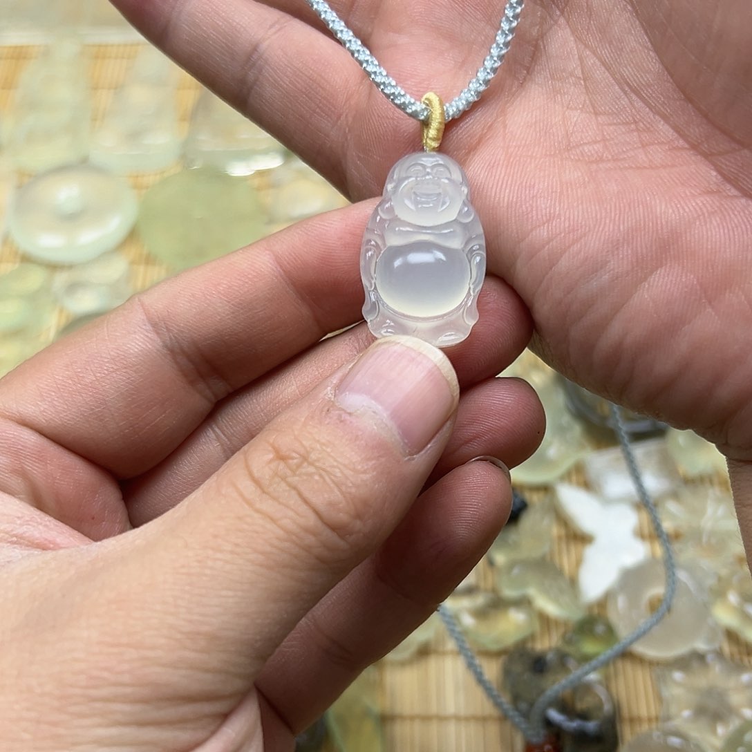 岫玉颈饰吊坠未镶嵌