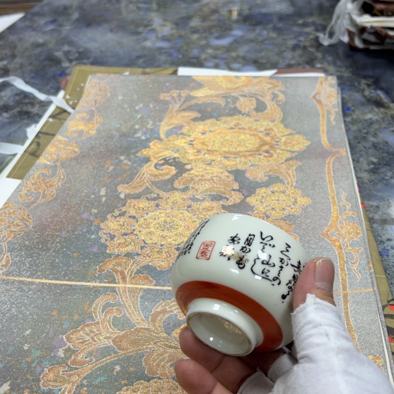 【闪购商品】?****?陶瓷马克杯带盖勺