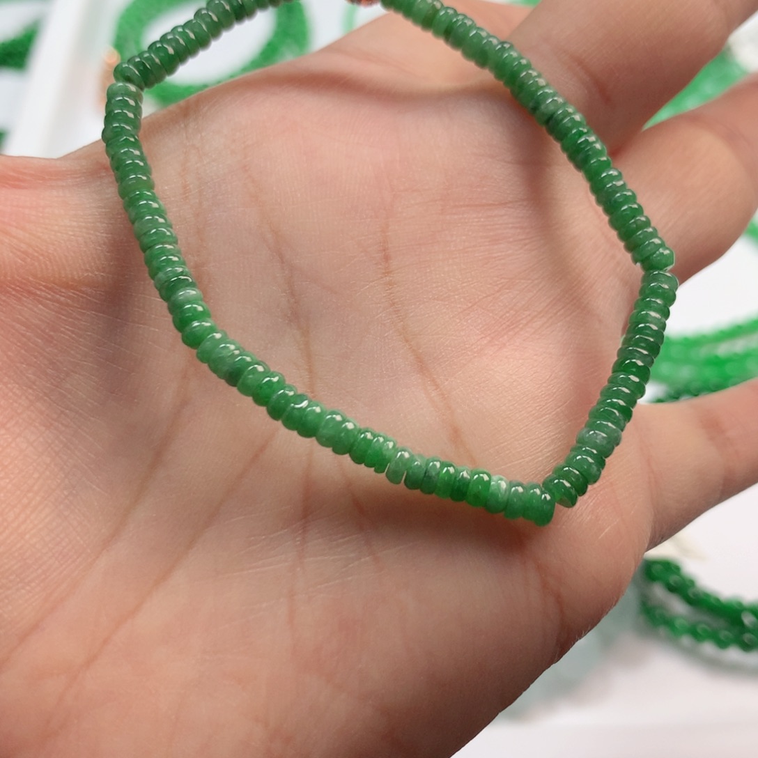 翡翠未镶嵌手链翡翠